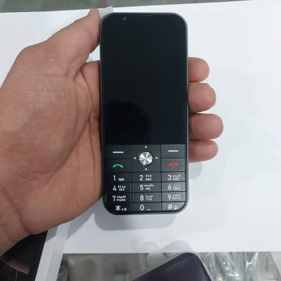 گوشی ساده دکمه ای برند مکس فون MAXFONEمدل S22 pro